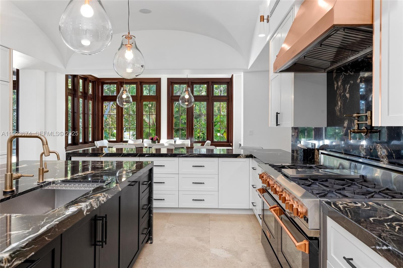 NORTH SHORE TERRACE 2 - Residential