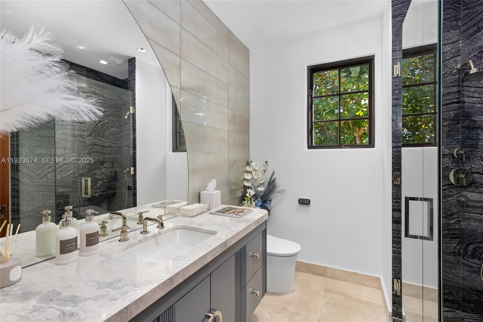 NORTH SHORE TERRACE 2 - Residential