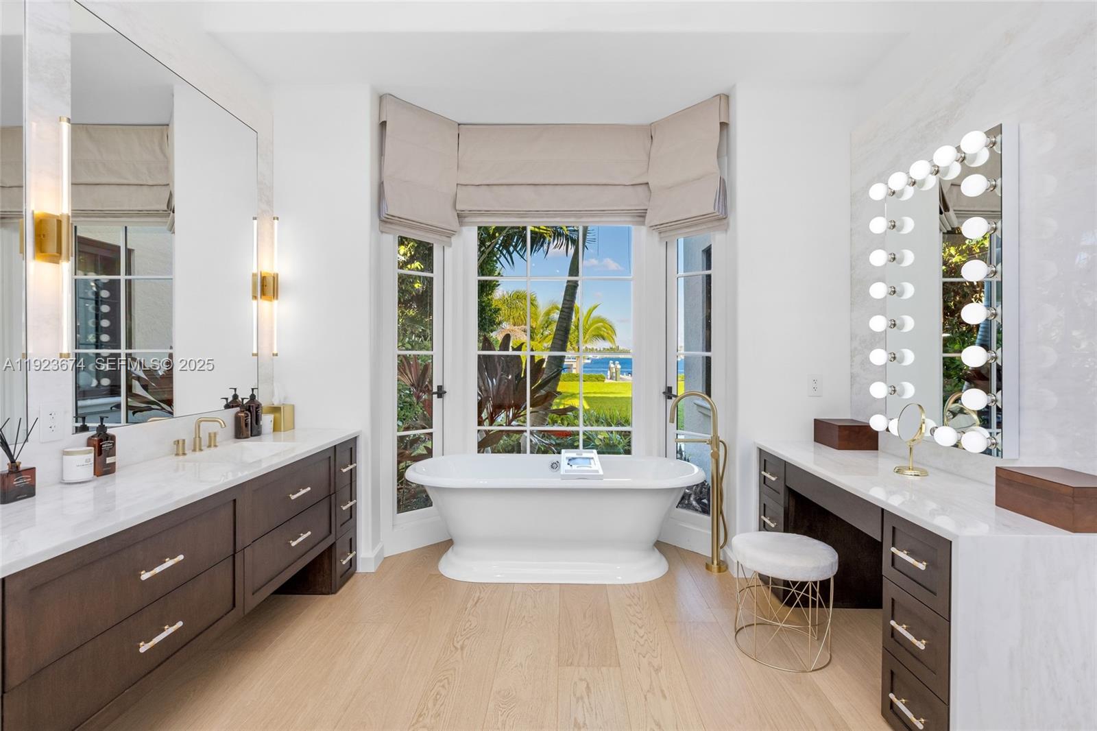 NORTH SHORE TERRACE 2 - Residential