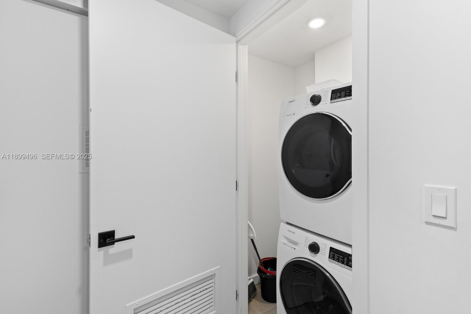 MAP OF MIAMI DADE CO. FL. - Residential