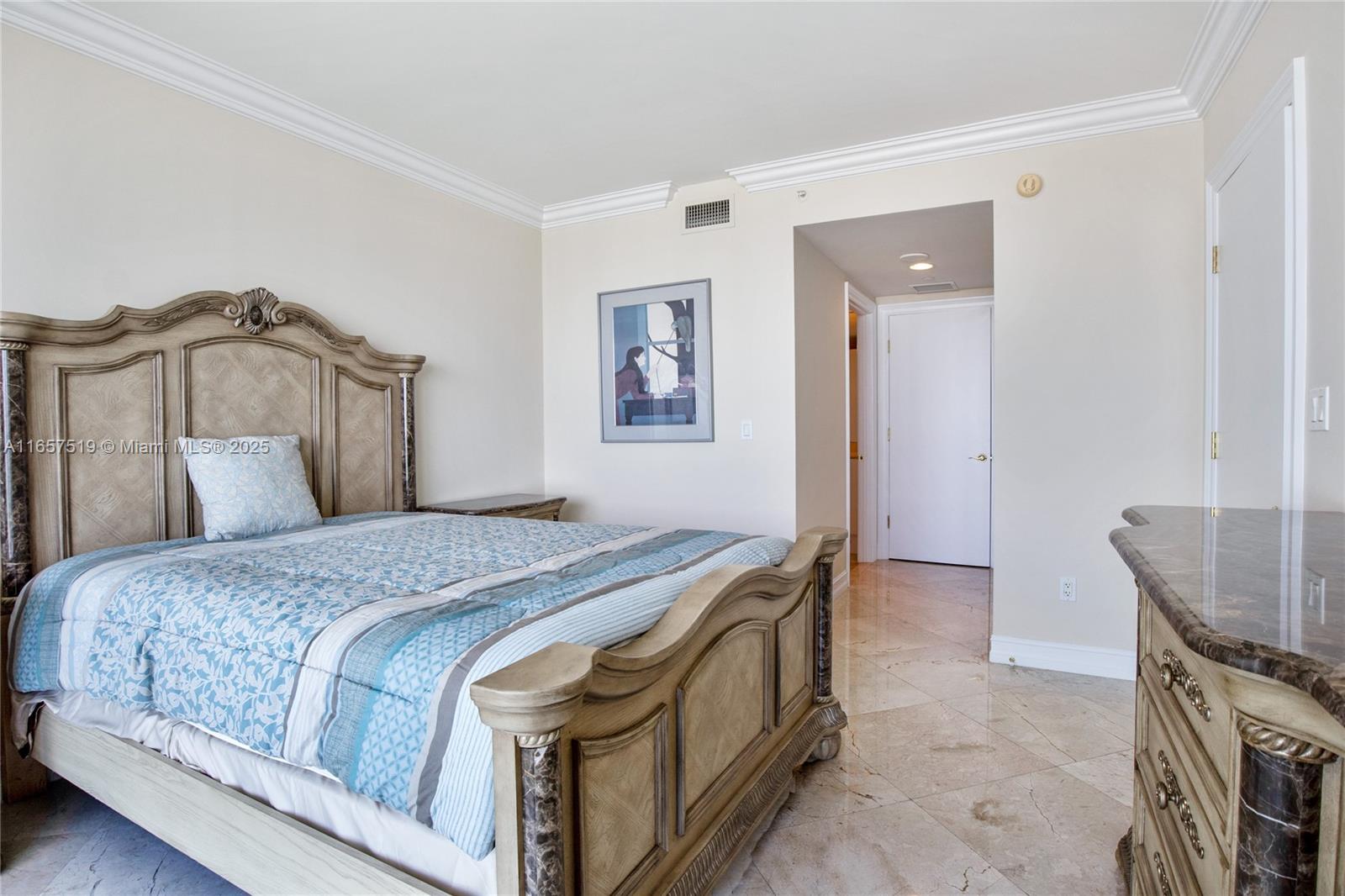 THE PENINSULA CONDO - Residential