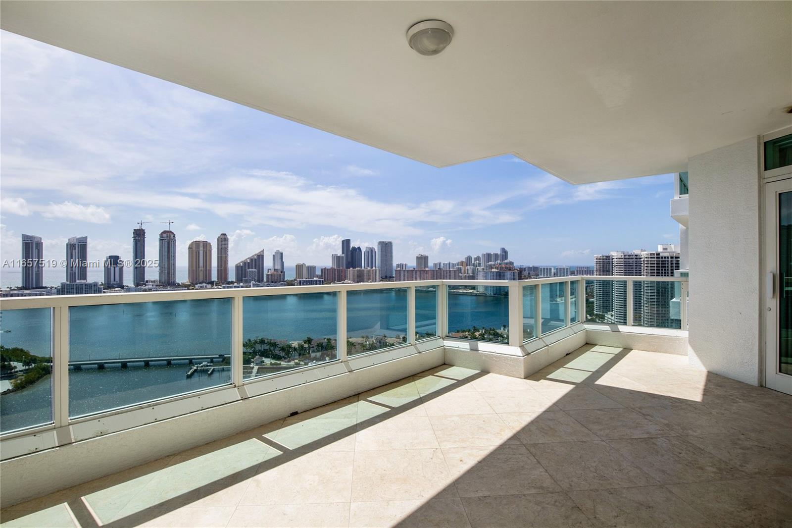 THE PENINSULA CONDO - Residential