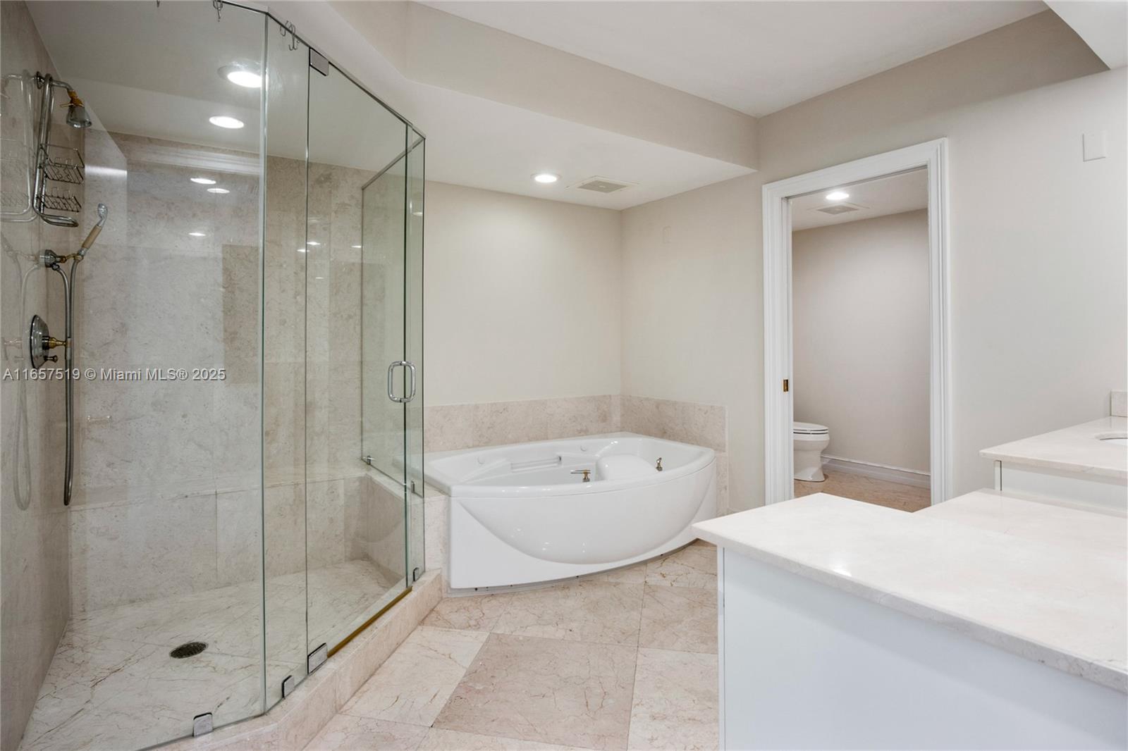 THE PENINSULA CONDO - Residential