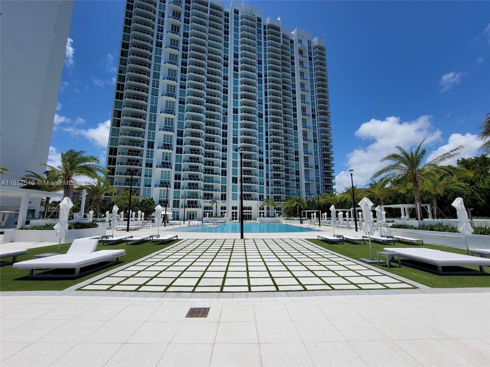 THE PENINSULA CONDO - Residential