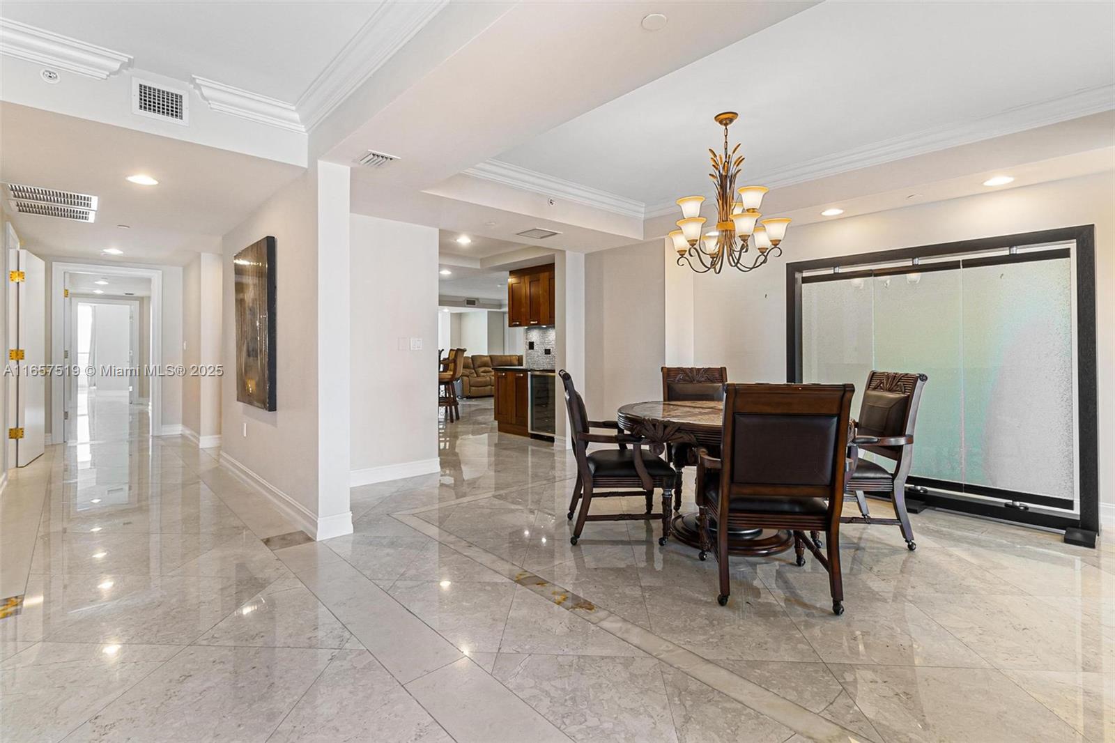 THE PENINSULA CONDO - Residential