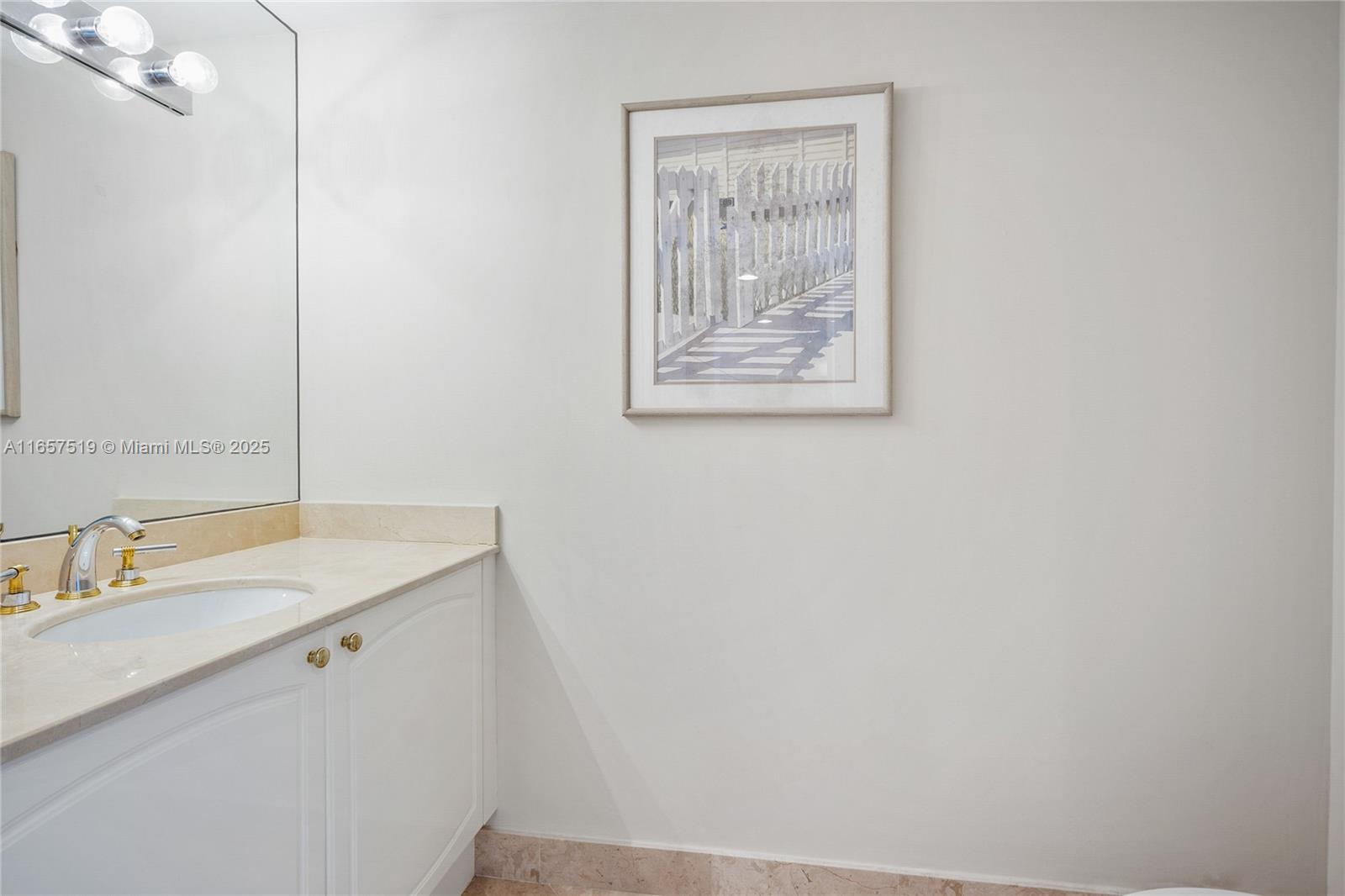 THE PENINSULA CONDO - Residential