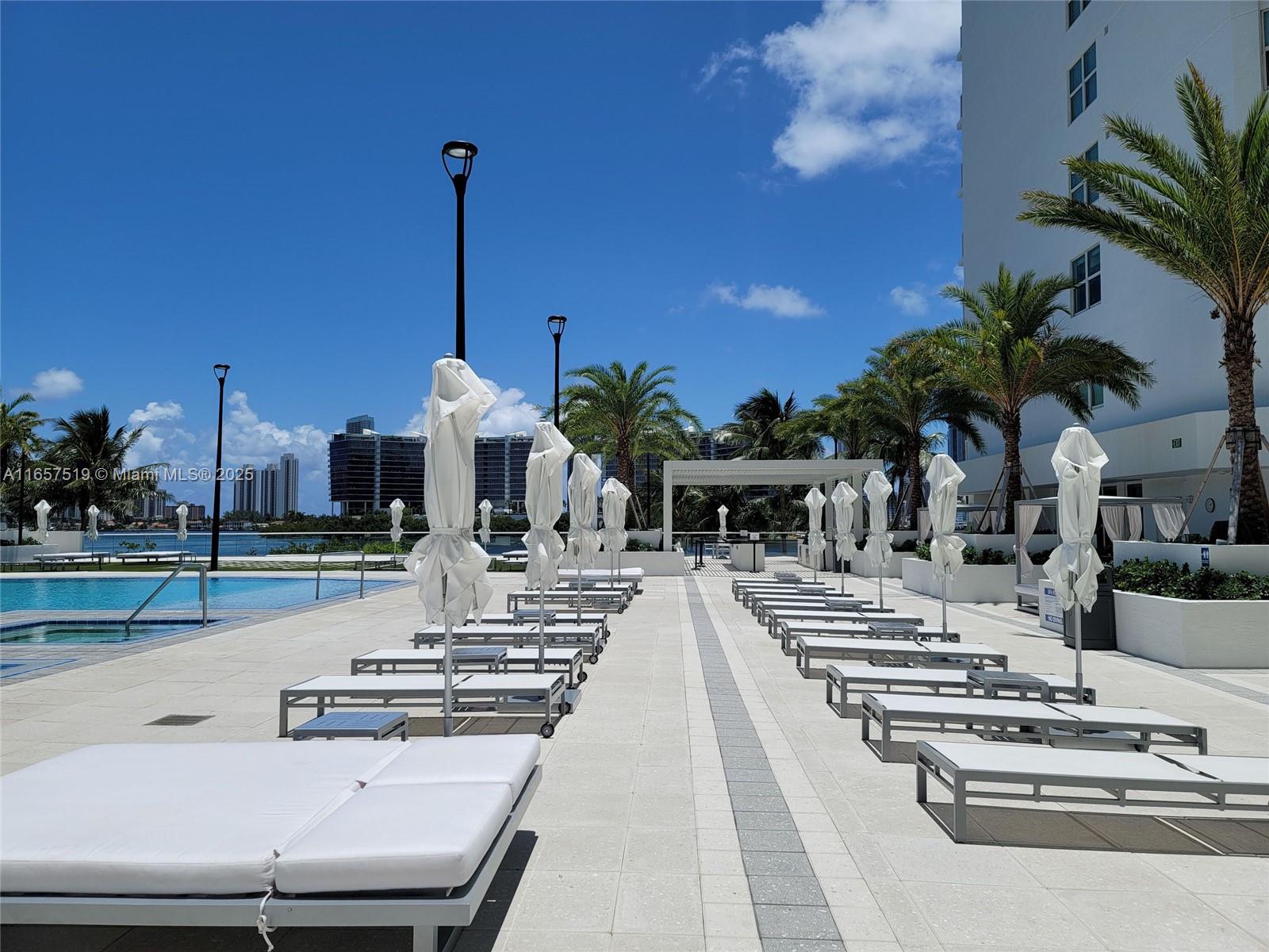 THE PENINSULA CONDO - Residential