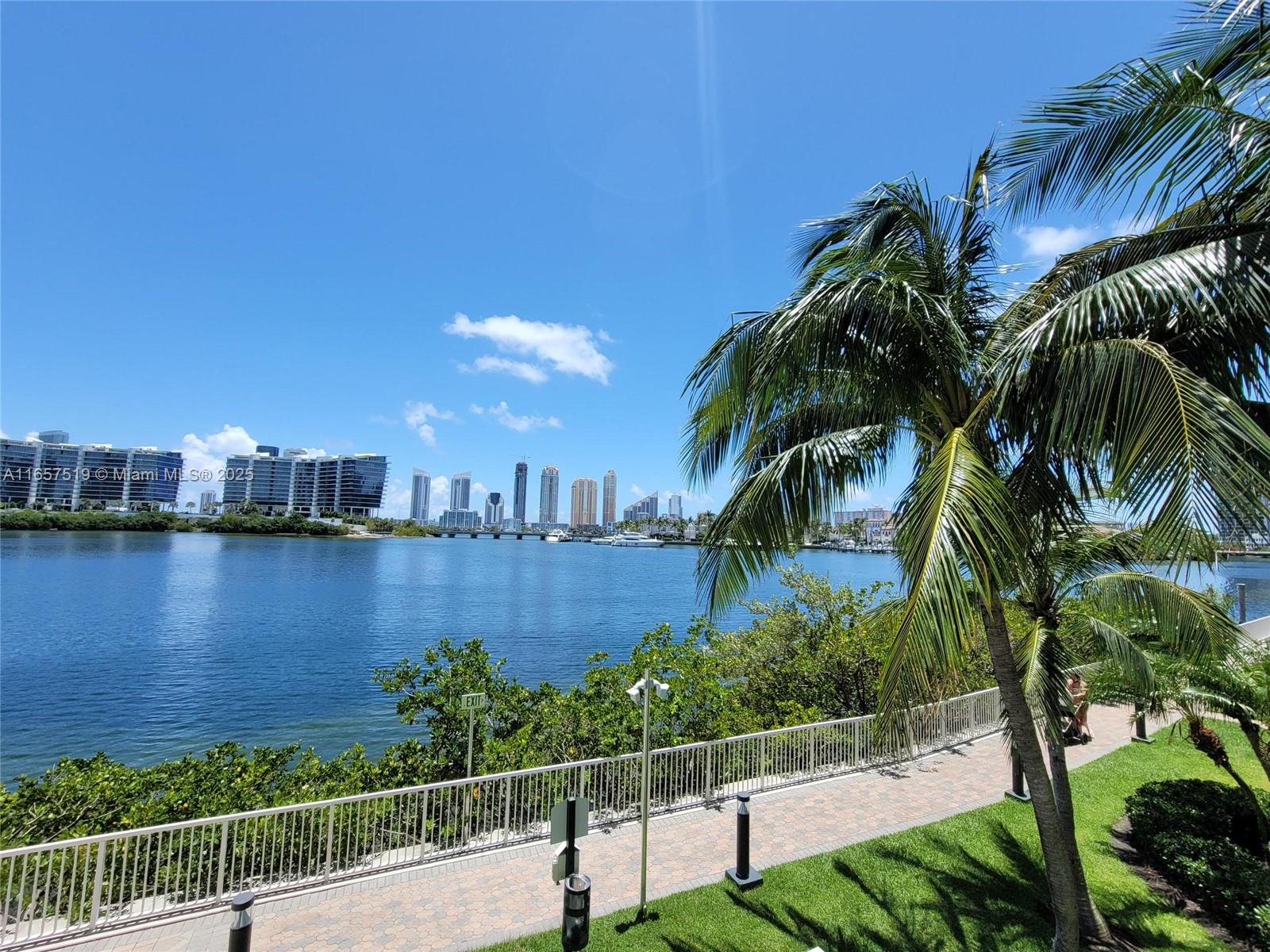 THE PENINSULA CONDO - Residential