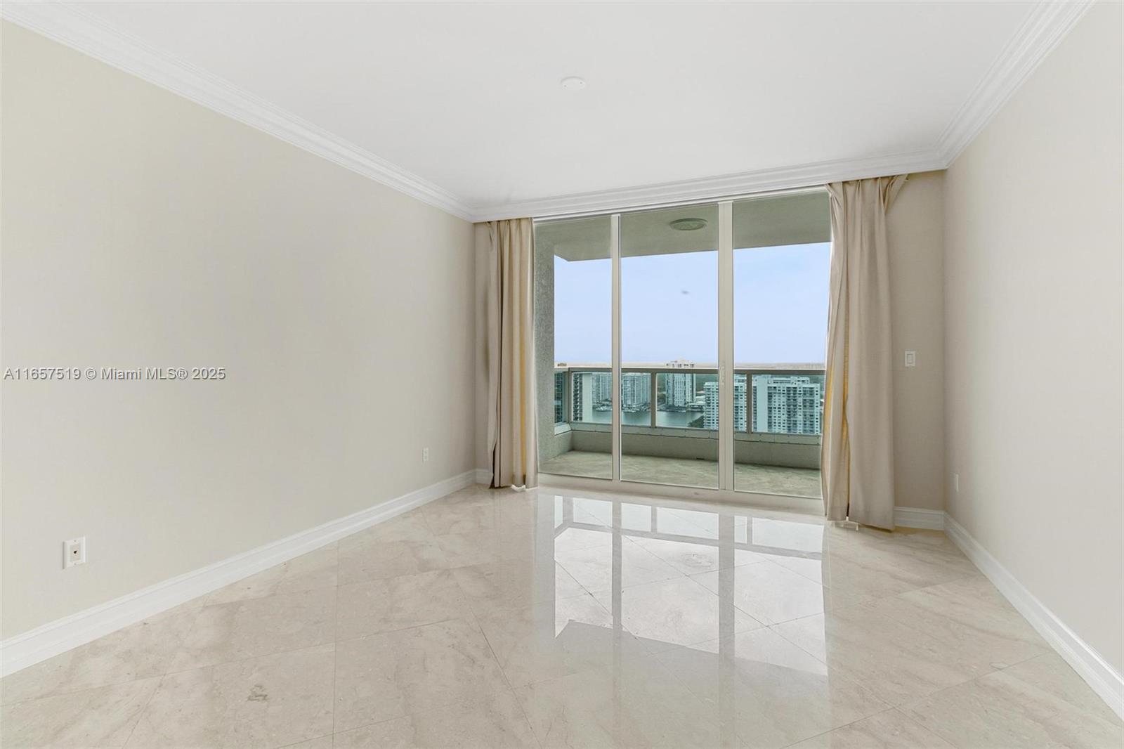THE PENINSULA CONDO - Residential