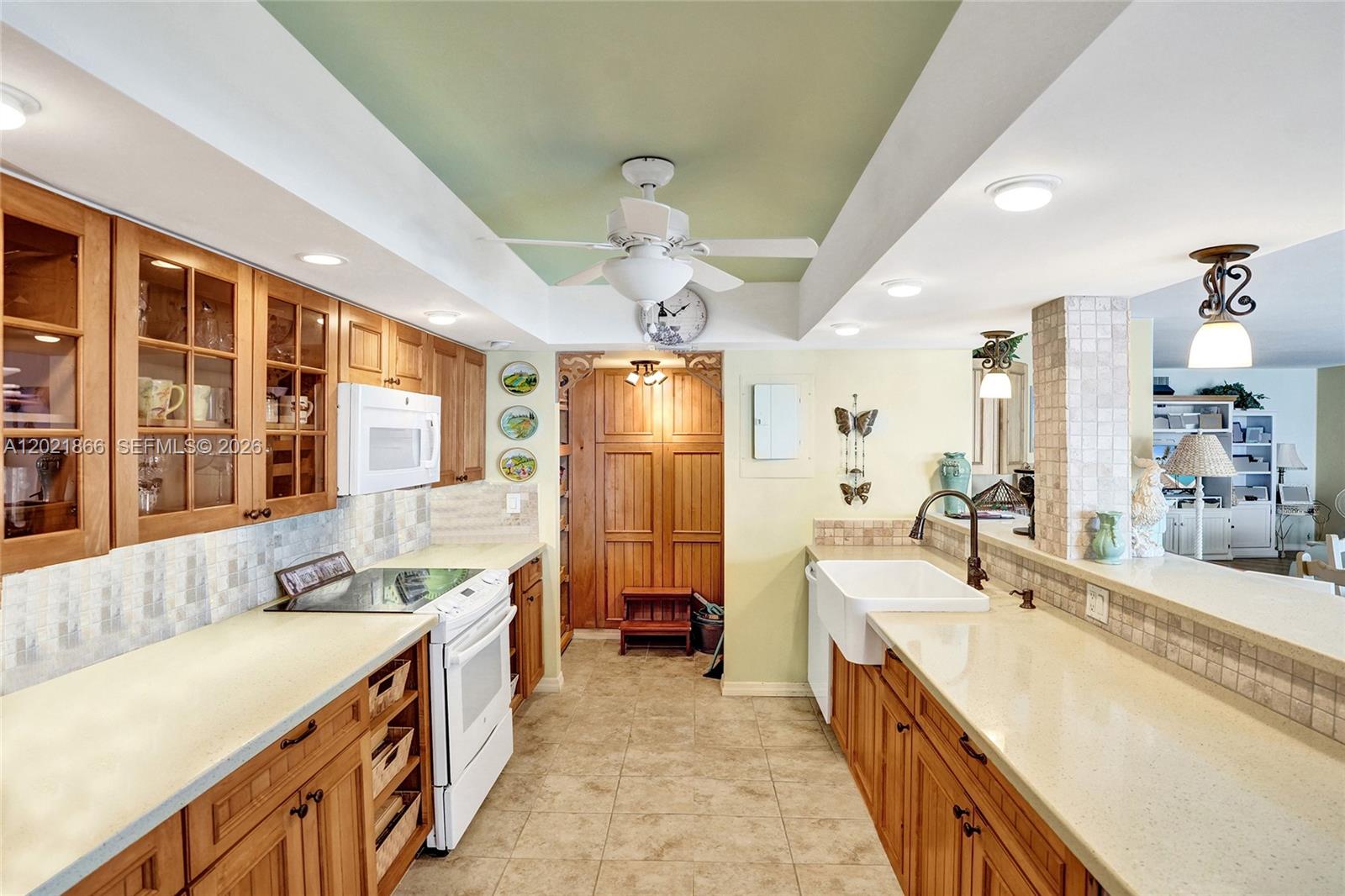 HAMPTON BEACH CLUB CONDO - Residential