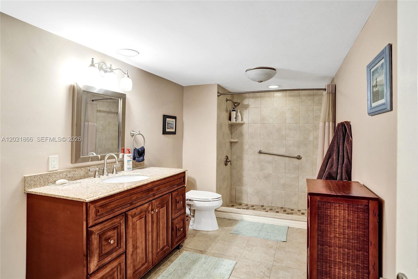 HAMPTON BEACH CLUB CONDO - Residential