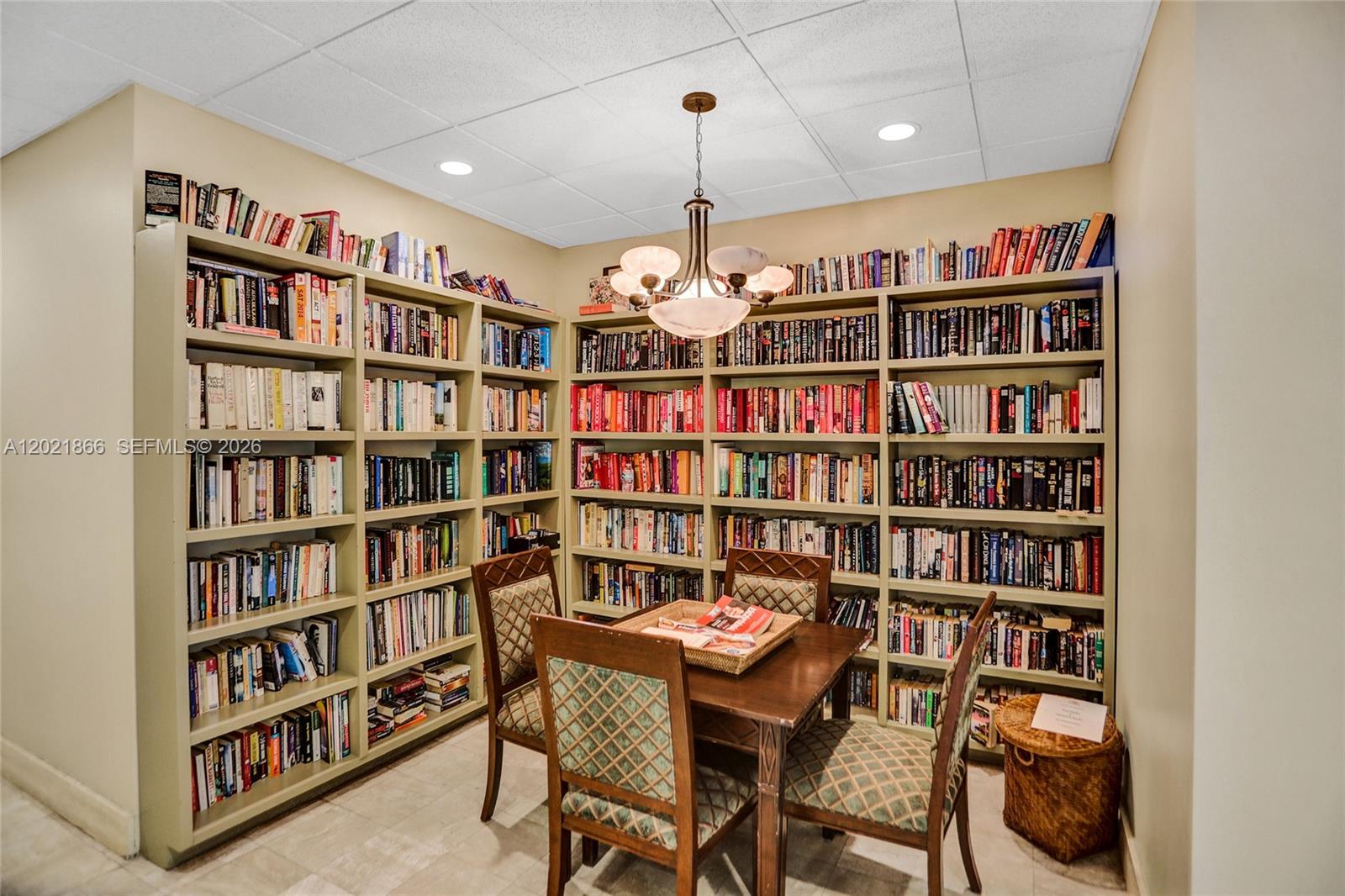 HAMPTON BEACH CLUB CONDO - Residential