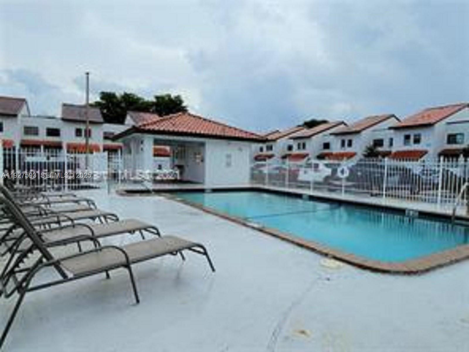 GOLDEN HOMES SUB - Residential Lease