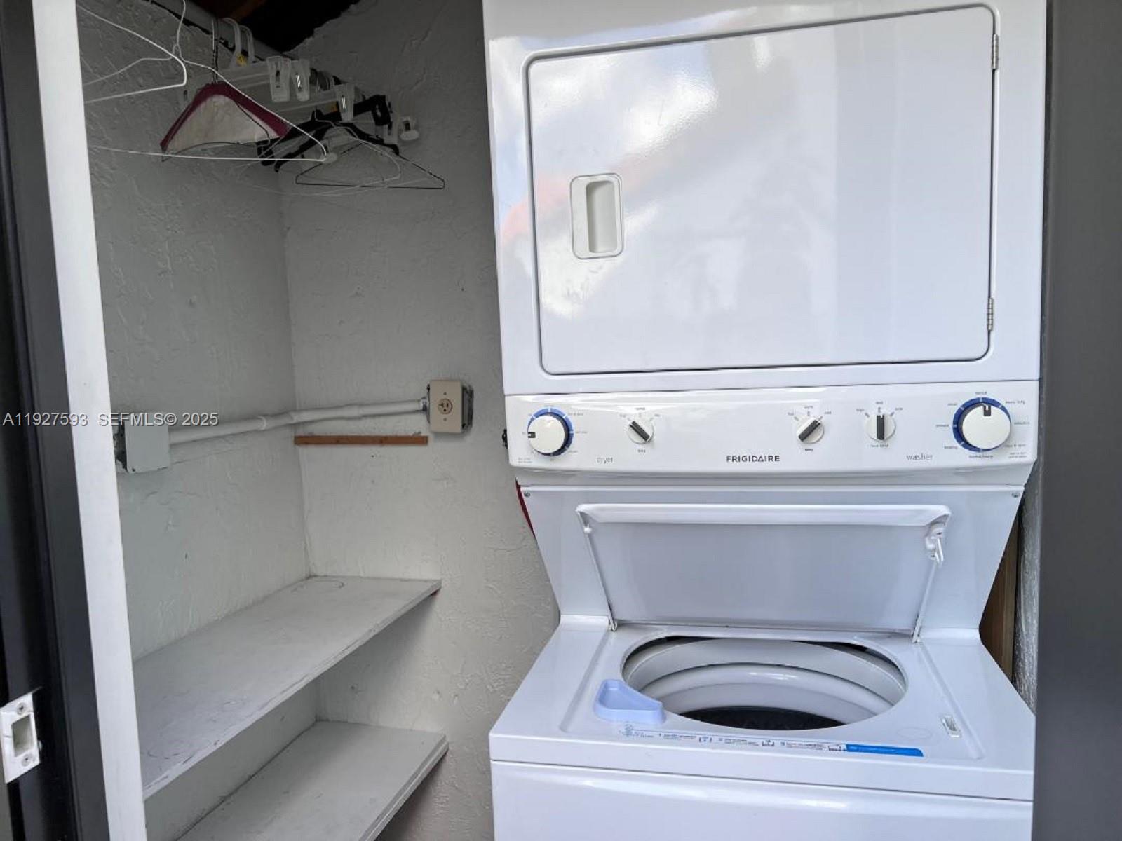 GOLDEN HOMES SUB - Residential Lease