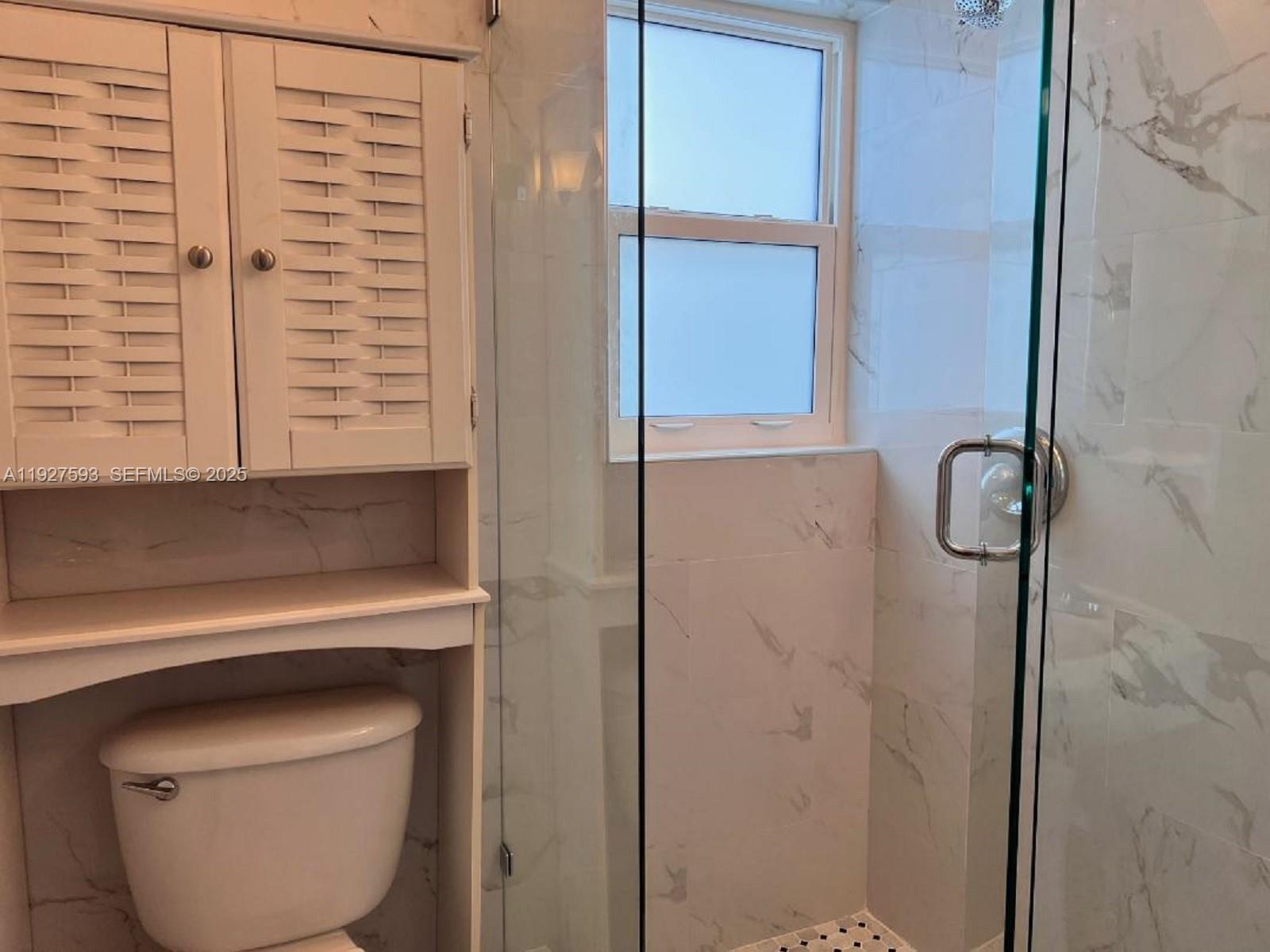 GOLDEN HOMES SUB - Residential Lease