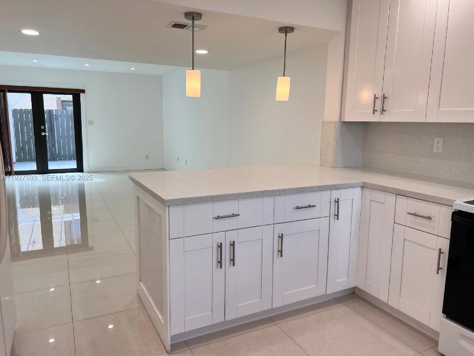 GOLDEN HOMES SUB - Residential Lease