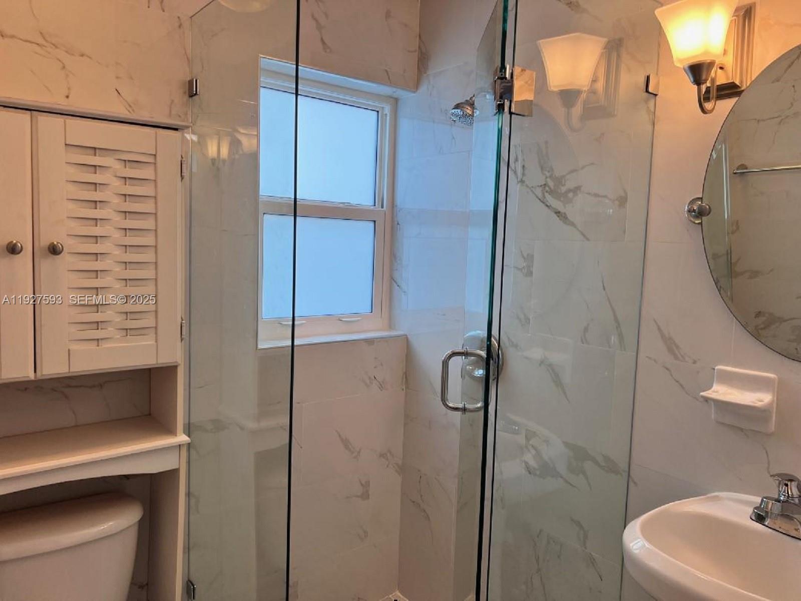 GOLDEN HOMES SUB - Residential Lease