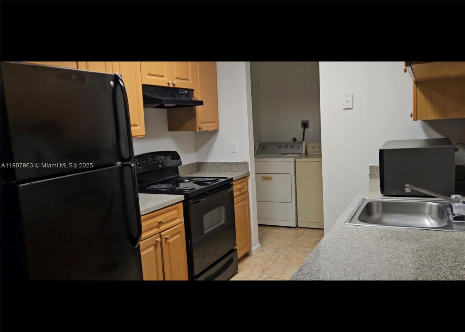 STONEBRIDGE GARDENS SECTI - Residential