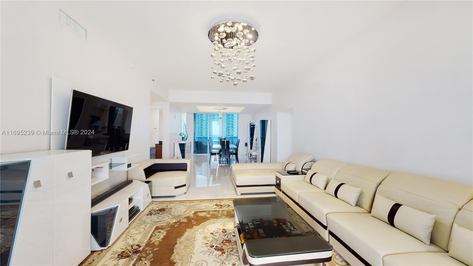 15811 Collins Ave 504