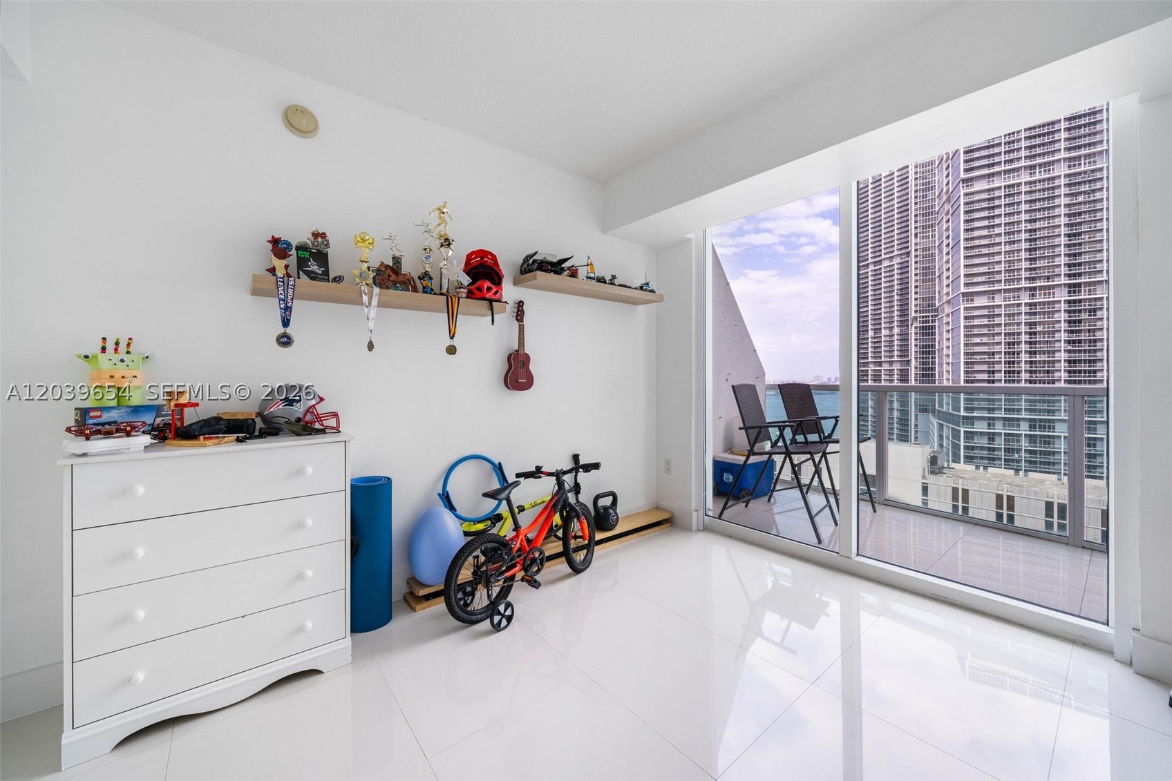 41 SE 5th St 1202