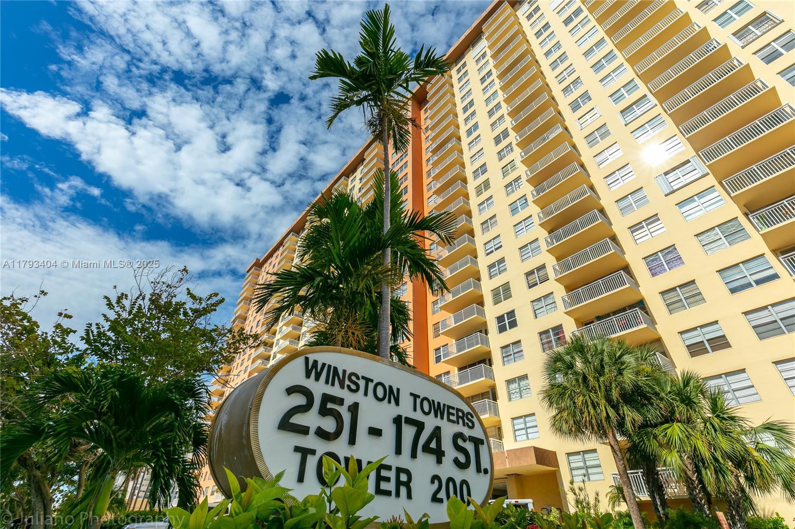 WINSTON TOWERS 200 - Residential