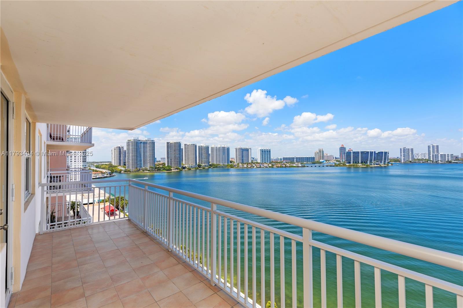 Property for Sale at 251 174th St 1219, Sunny Isles Beach, Miami-Dade County, Florida - Bedrooms: 2 
Bathrooms: 2  - $550,000