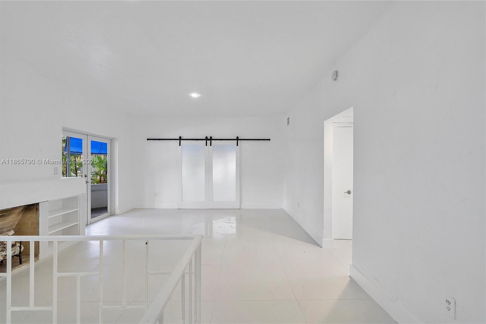 SEAWAY - Residential Lease