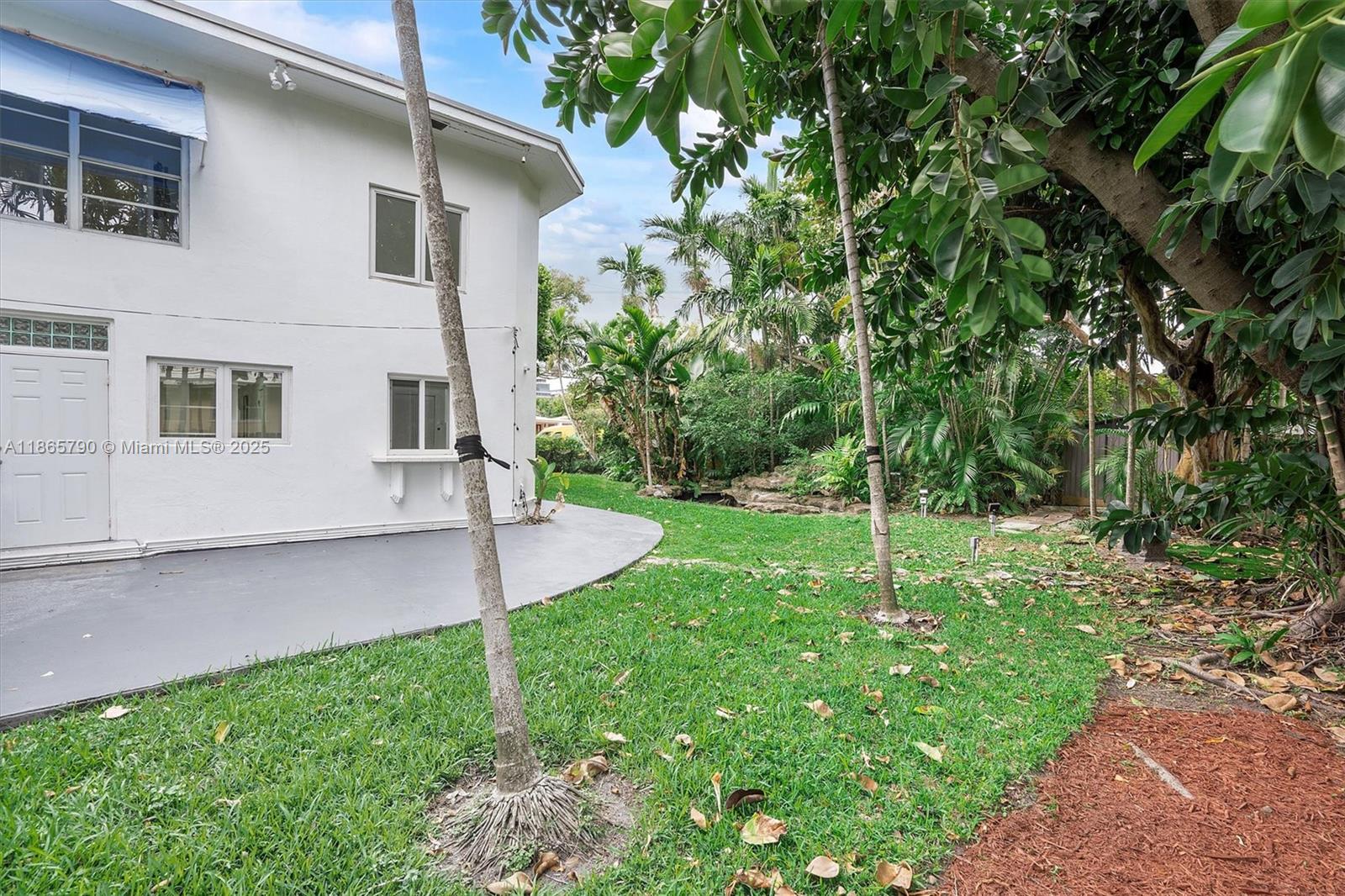 SEAWAY - Residential Lease