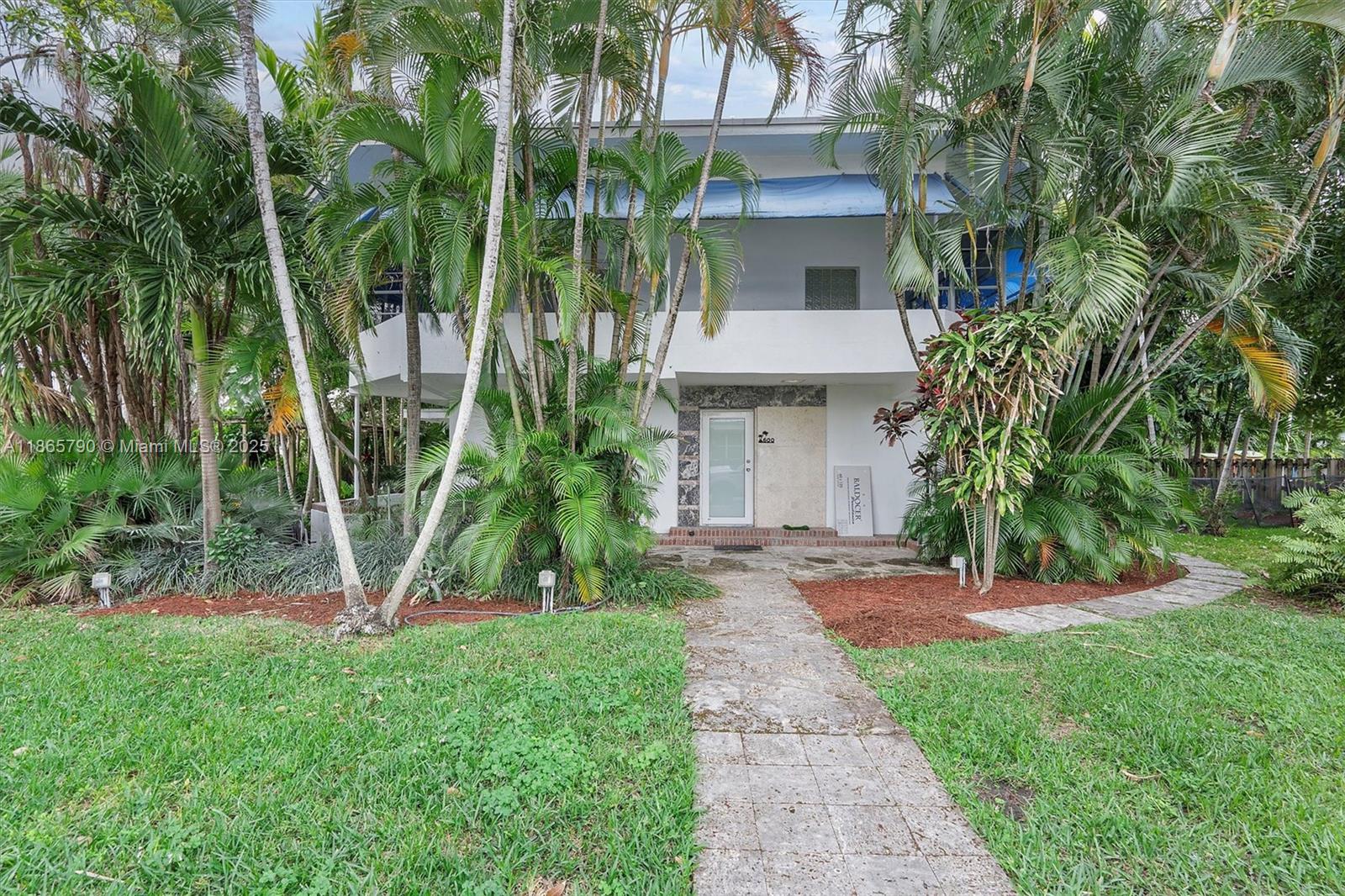 SEAWAY - Residential Lease