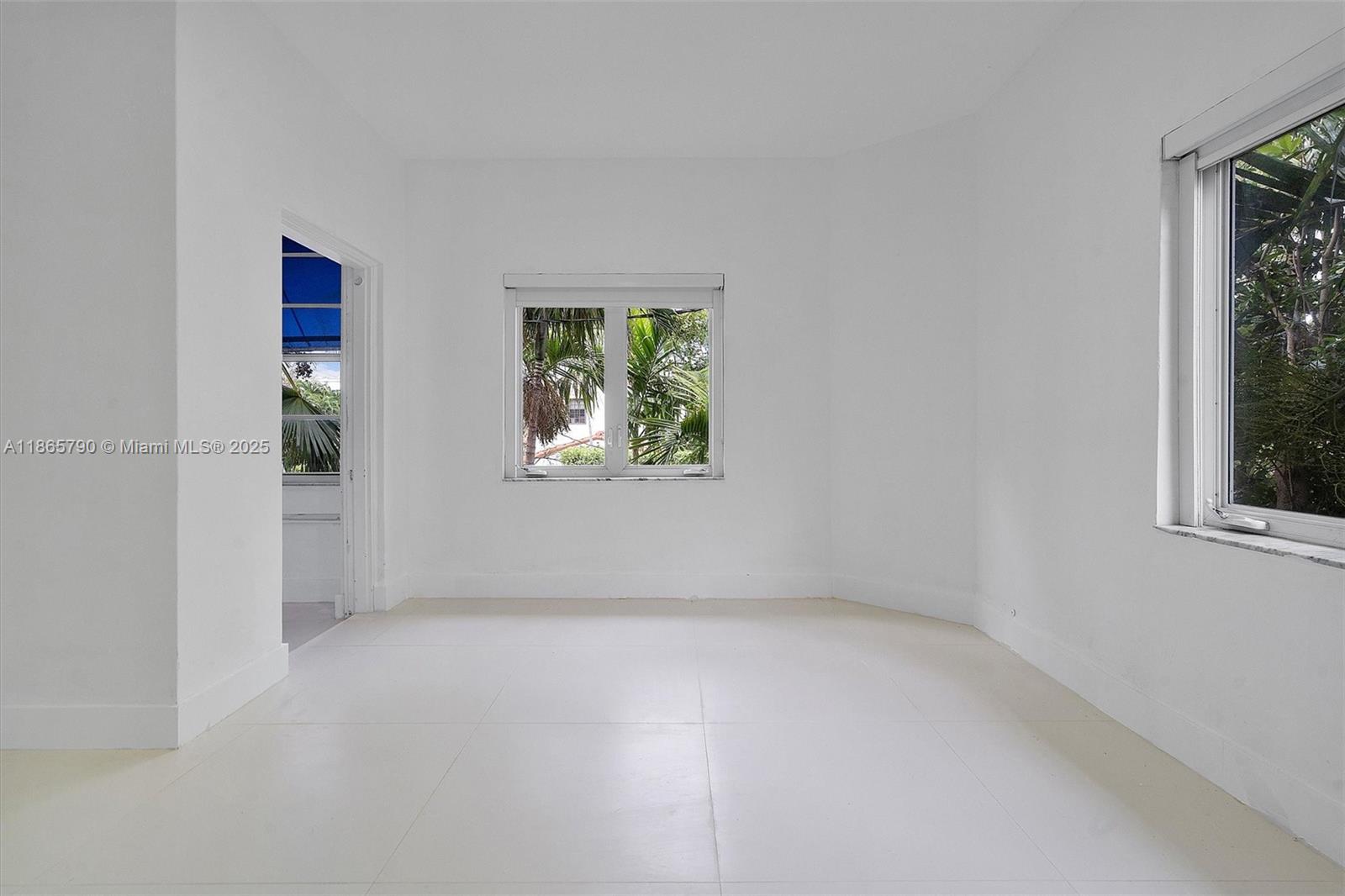 SEAWAY - Residential Lease