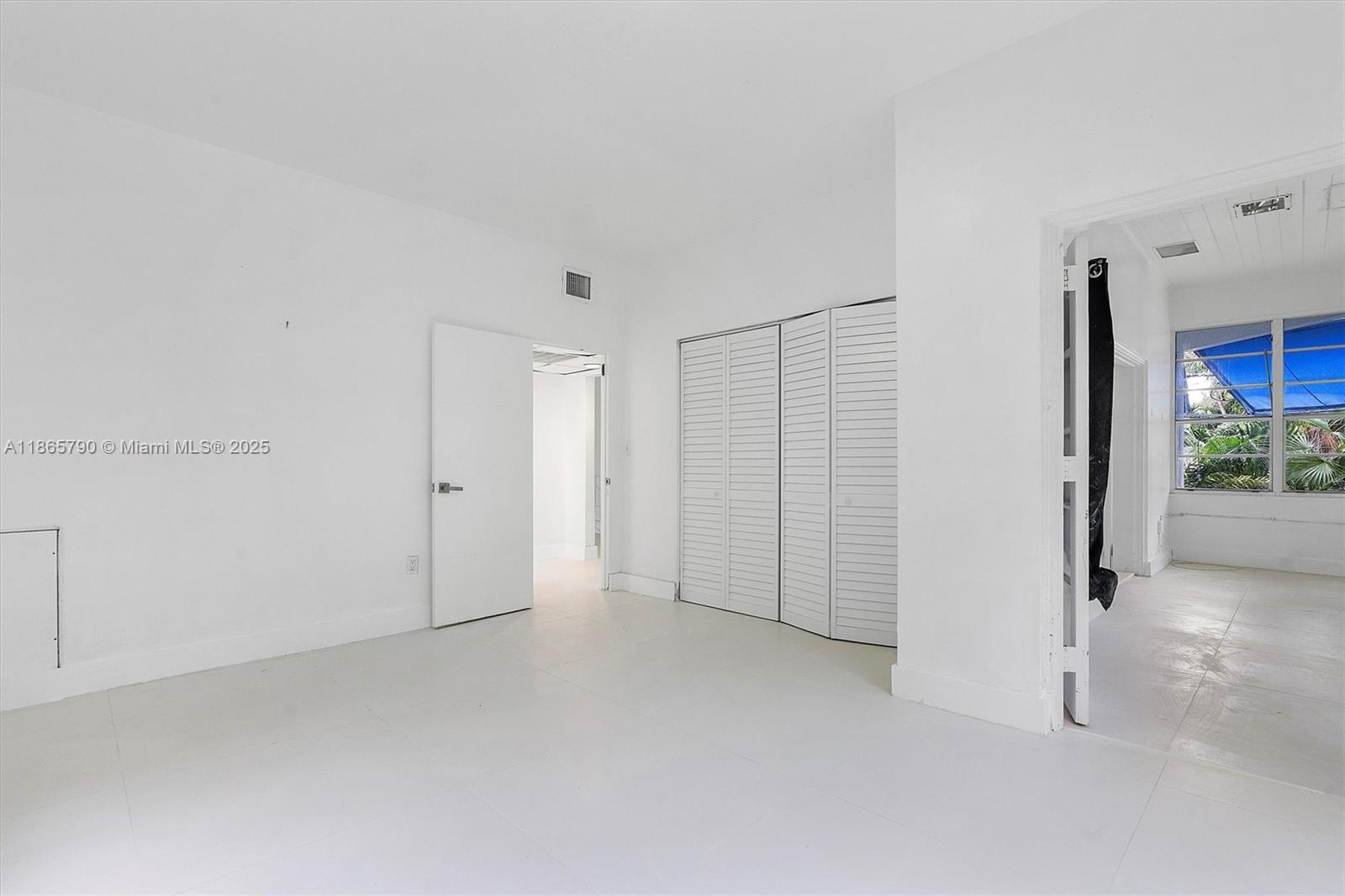 SEAWAY - Residential Lease