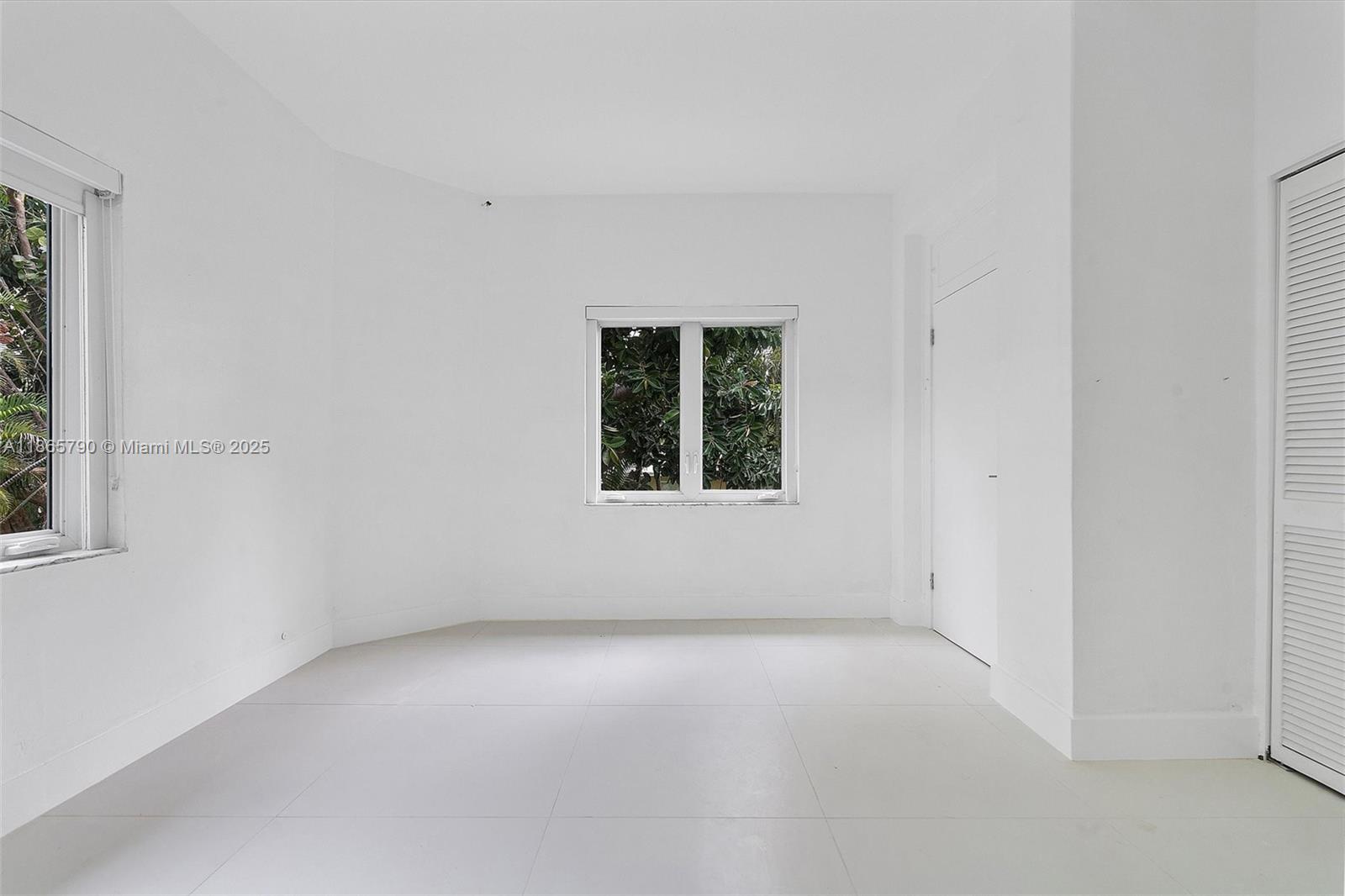 SEAWAY - Residential Lease