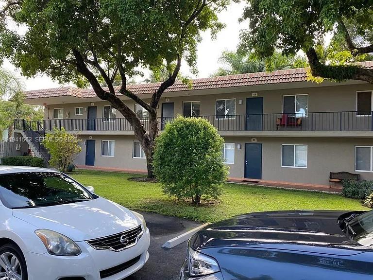 WAVERLY PLACE - Residential Lease