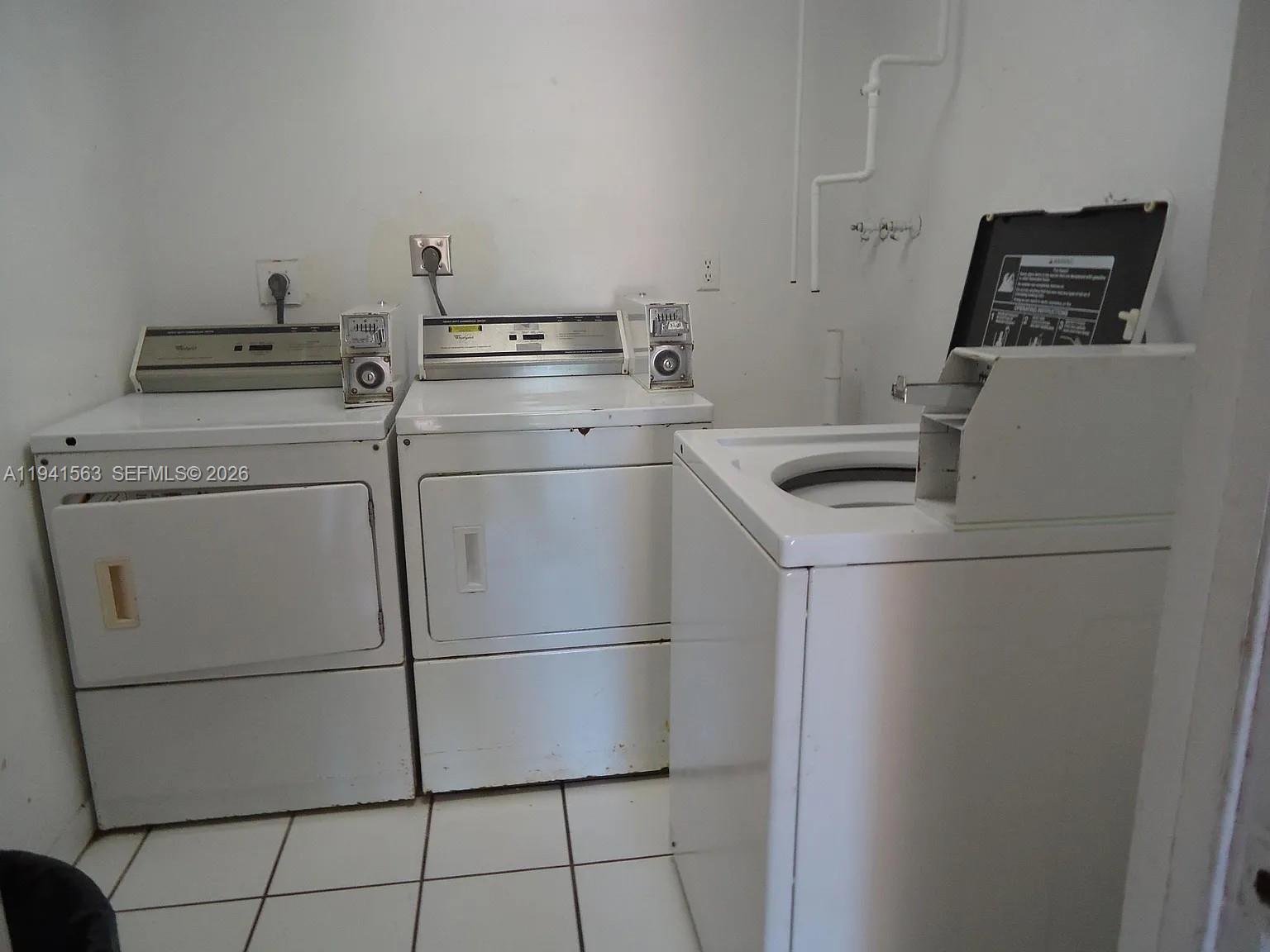 WAVERLY PLACE - Residential Lease