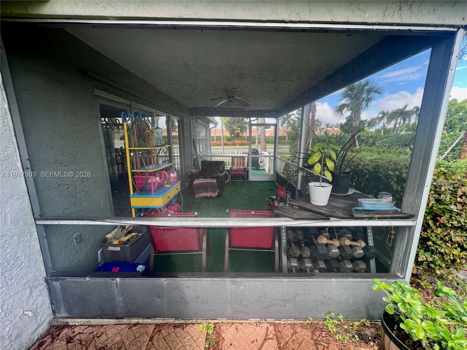 LUCERNE LAKES HOMES VILLA - Residential