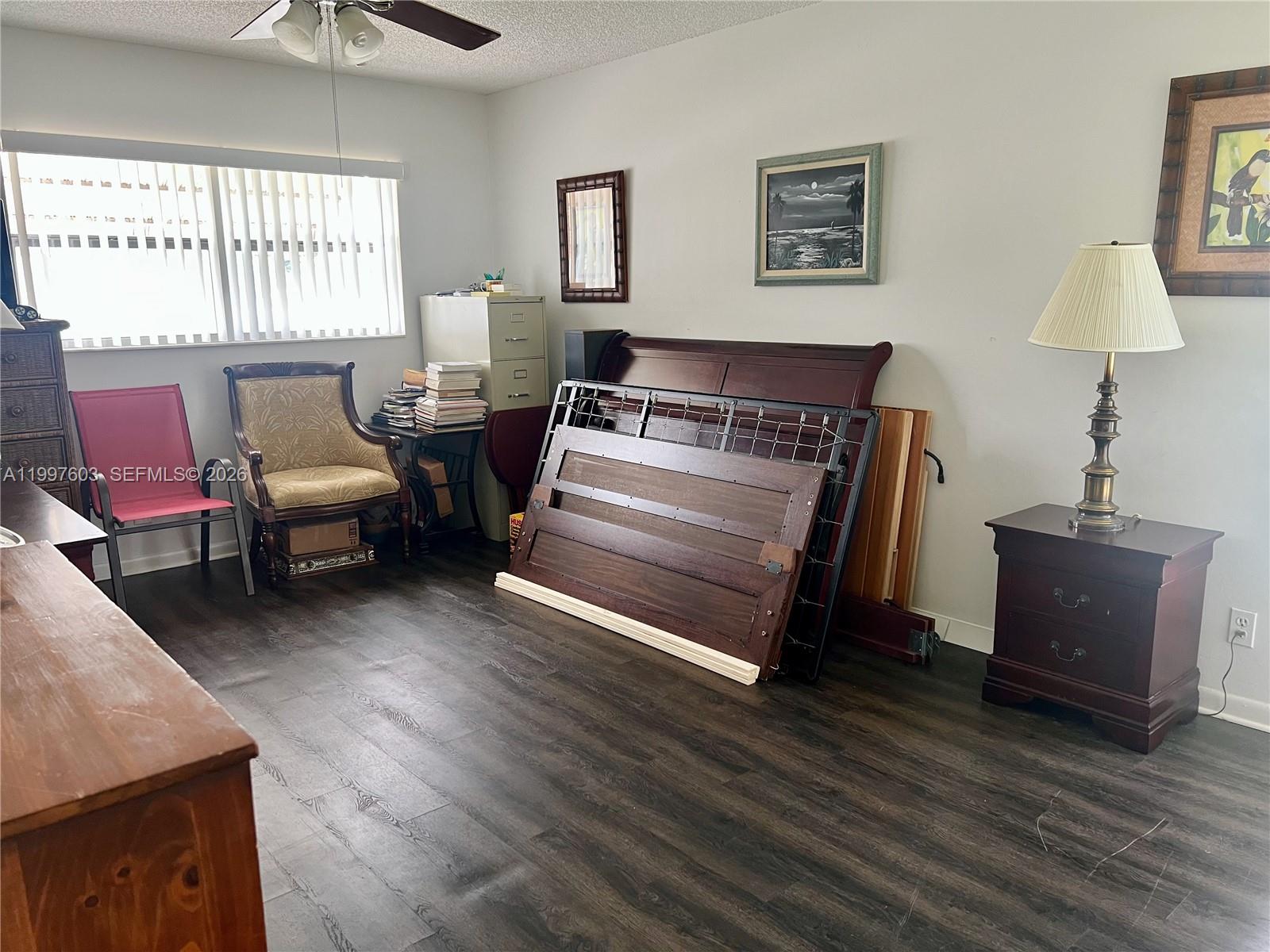 LUCERNE LAKES HOMES VILLA - Residential