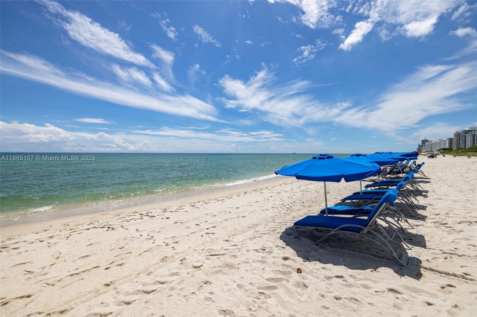 AKOYA CONDO - Residential