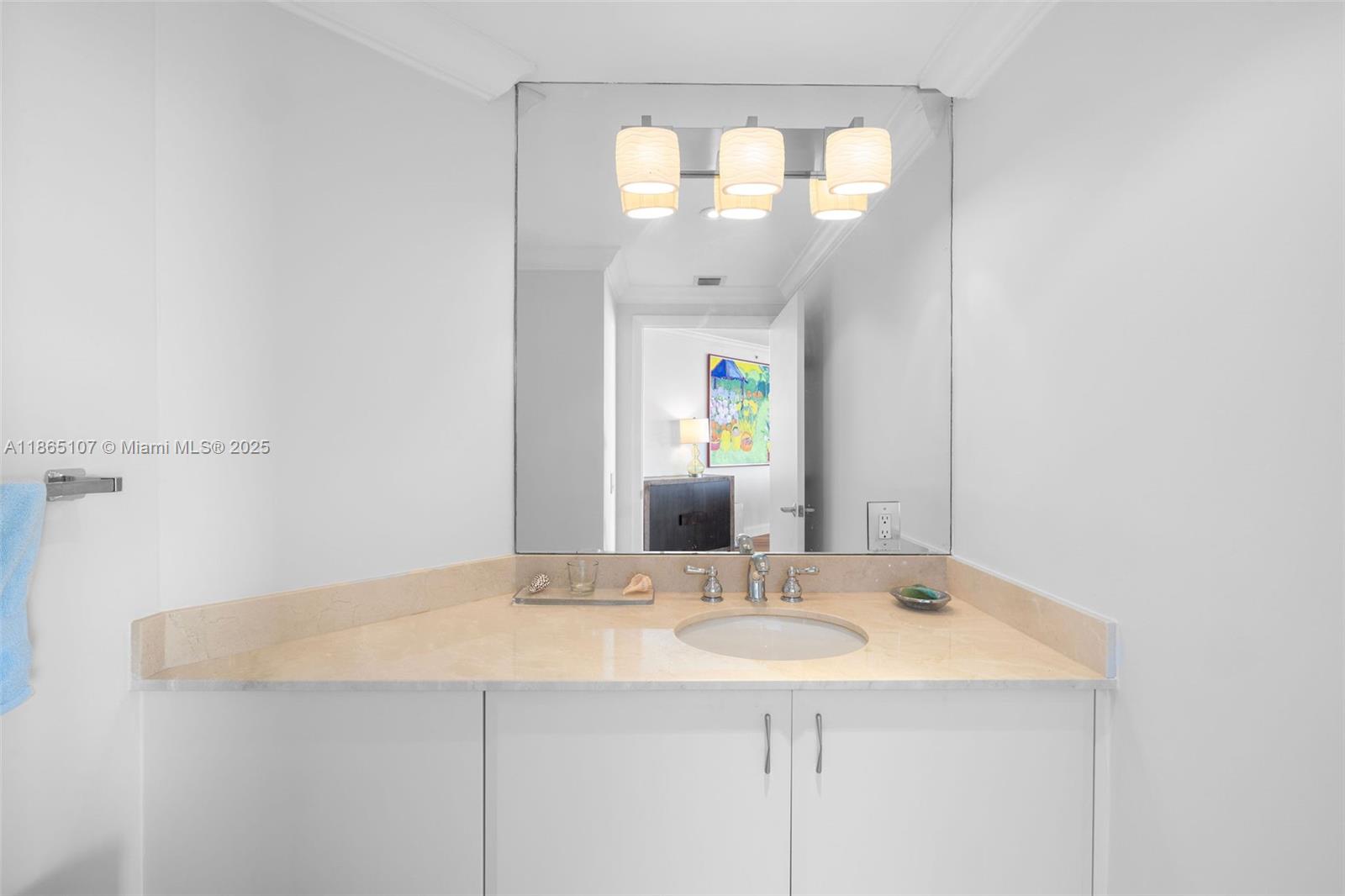 AKOYA CONDO - Residential