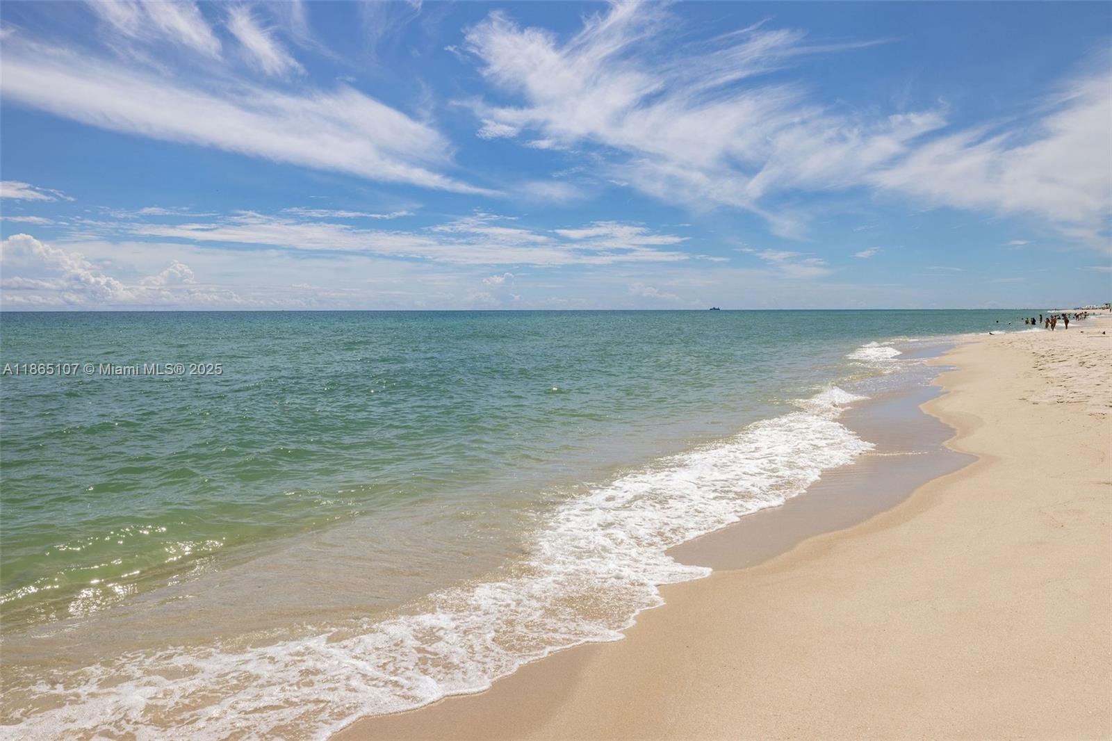 AKOYA CONDO - Residential