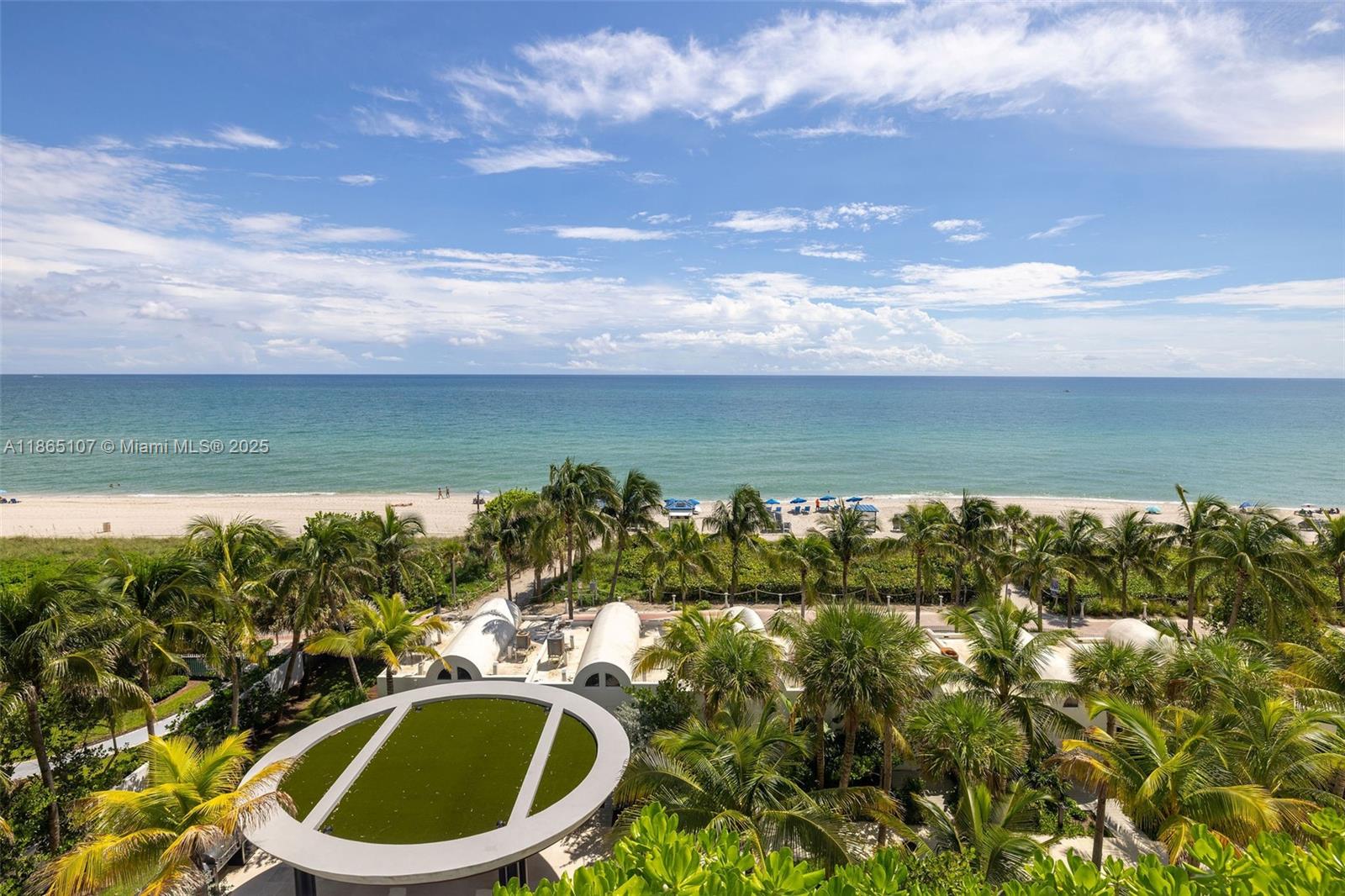 AKOYA CONDO - Residential