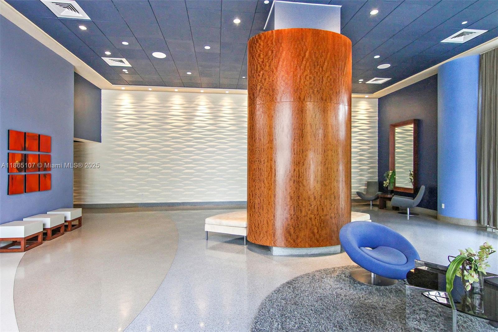 AKOYA CONDO - Residential