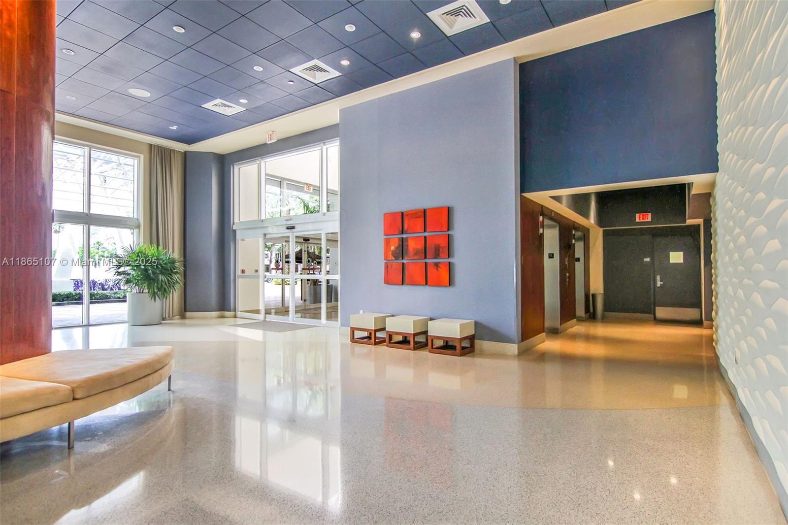 AKOYA CONDO - Residential