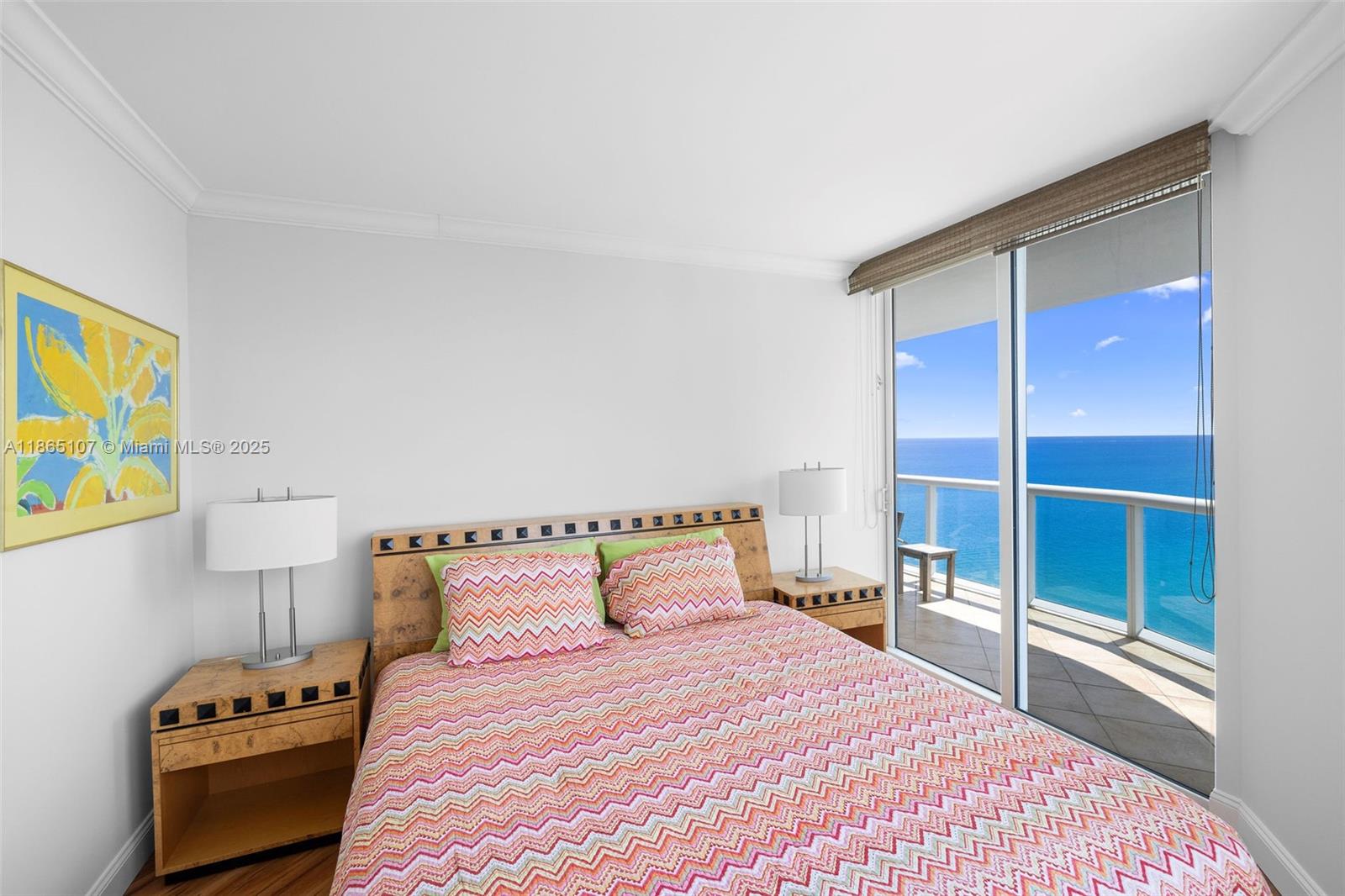 AKOYA CONDO - Residential