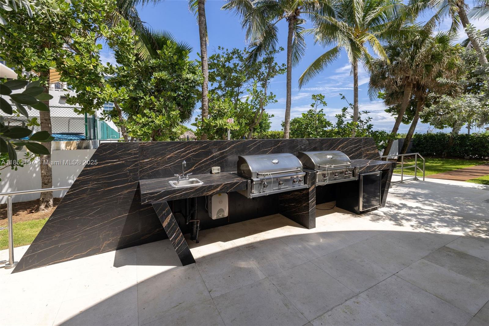 AKOYA CONDO - Residential