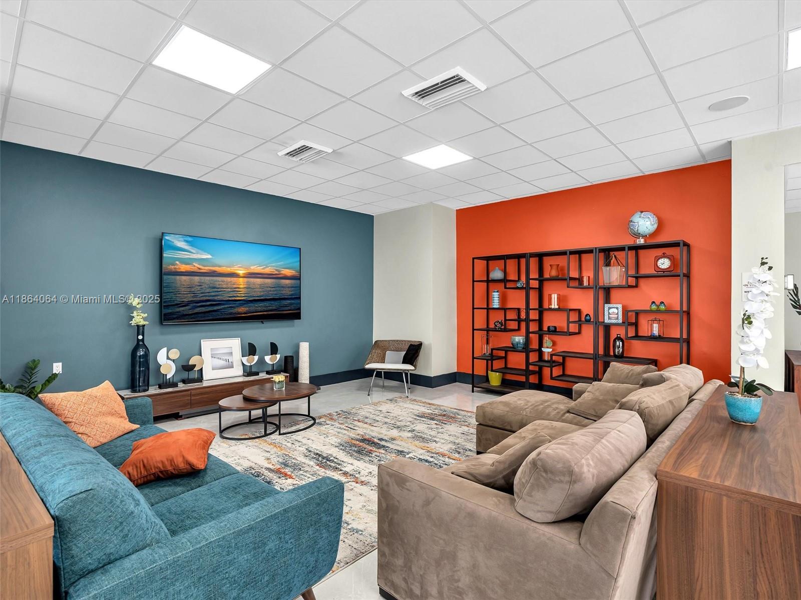 PARKER TOWER CONDO - Residential