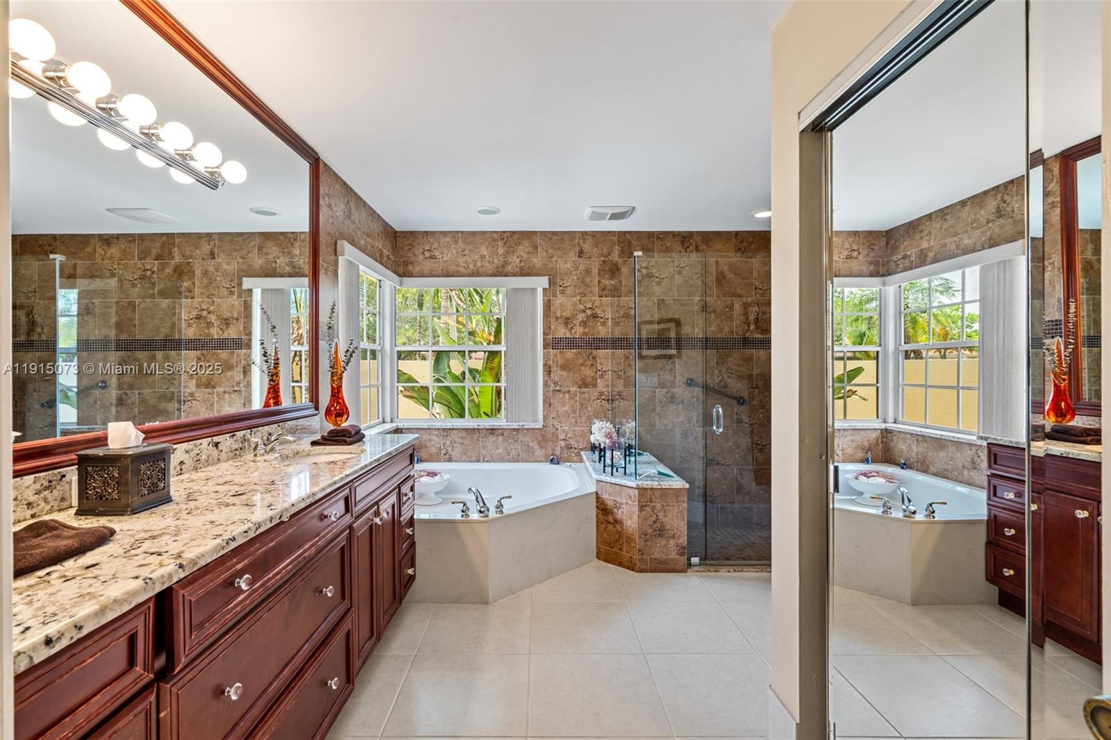 LAKE CHARLESTON PAR R - Residential