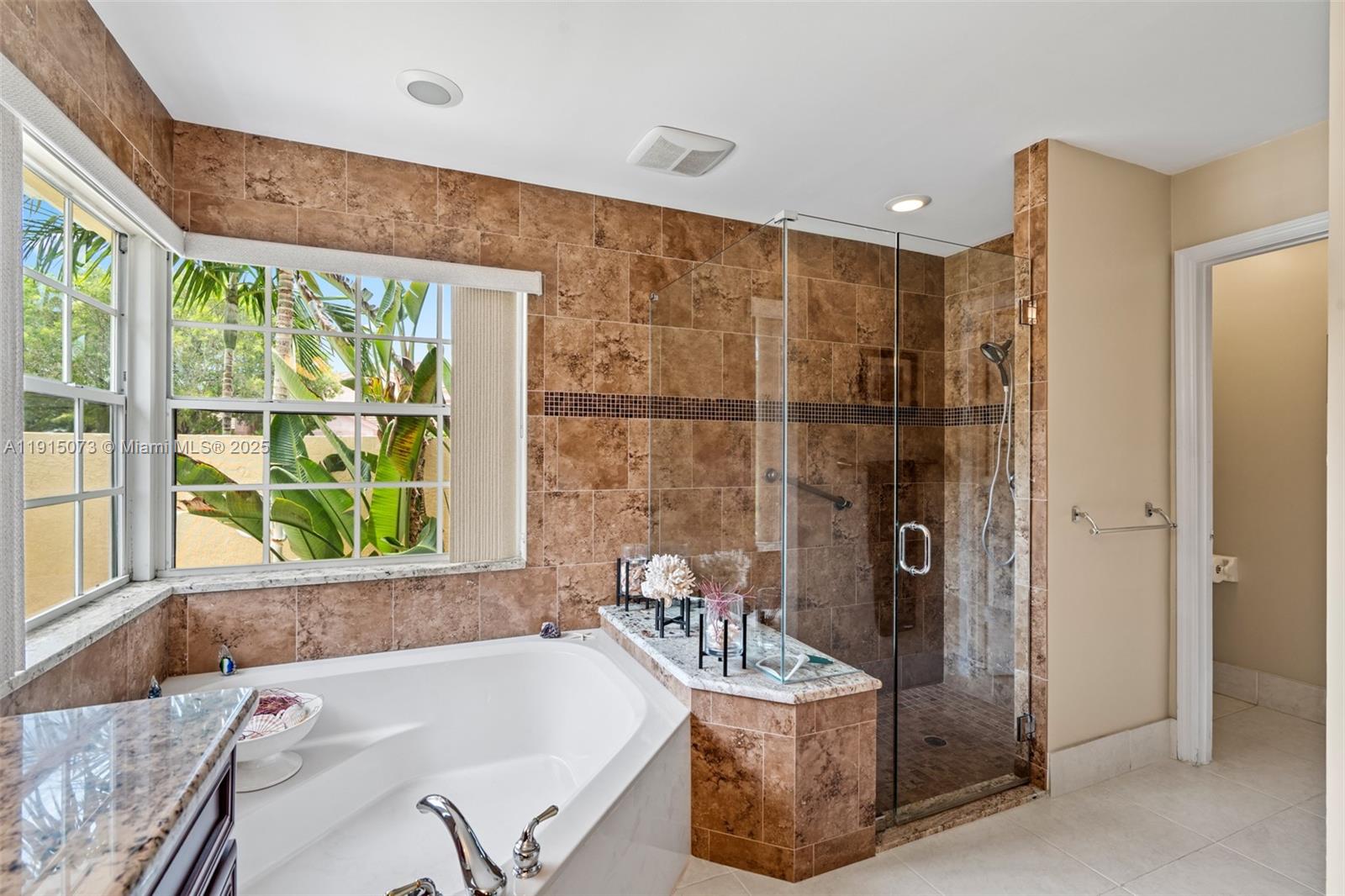 LAKE CHARLESTON PAR R - Residential