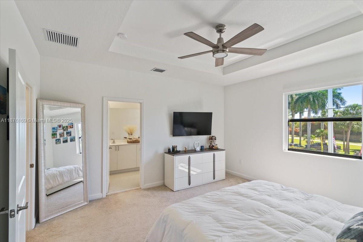 PINE ISLE - Residential