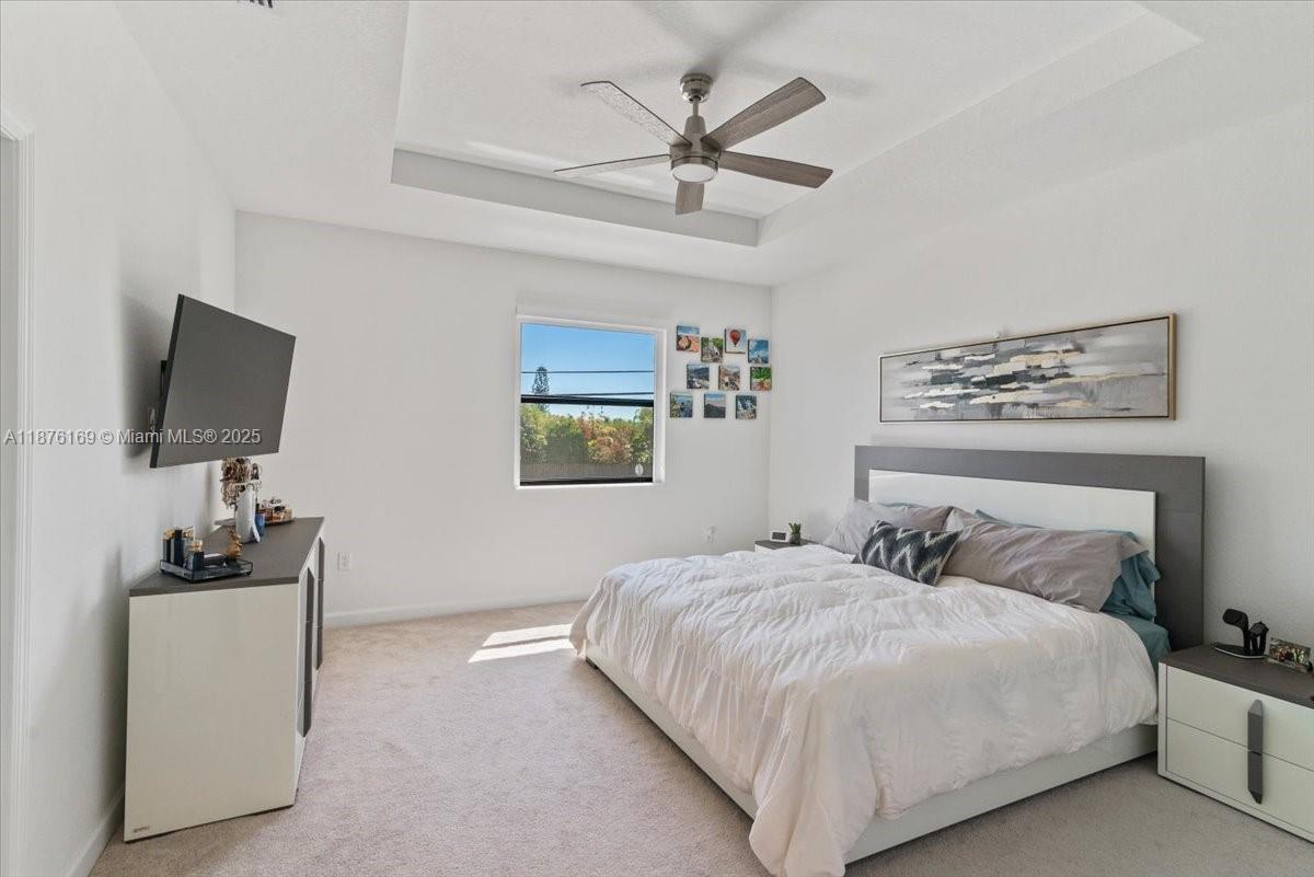 PINE ISLE - Residential