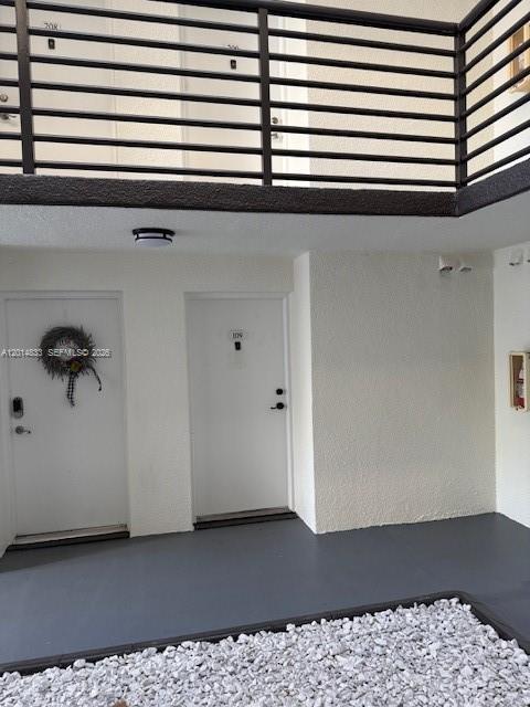 SOLEIL AT FONTAINEBLEAU C - Residential Lease